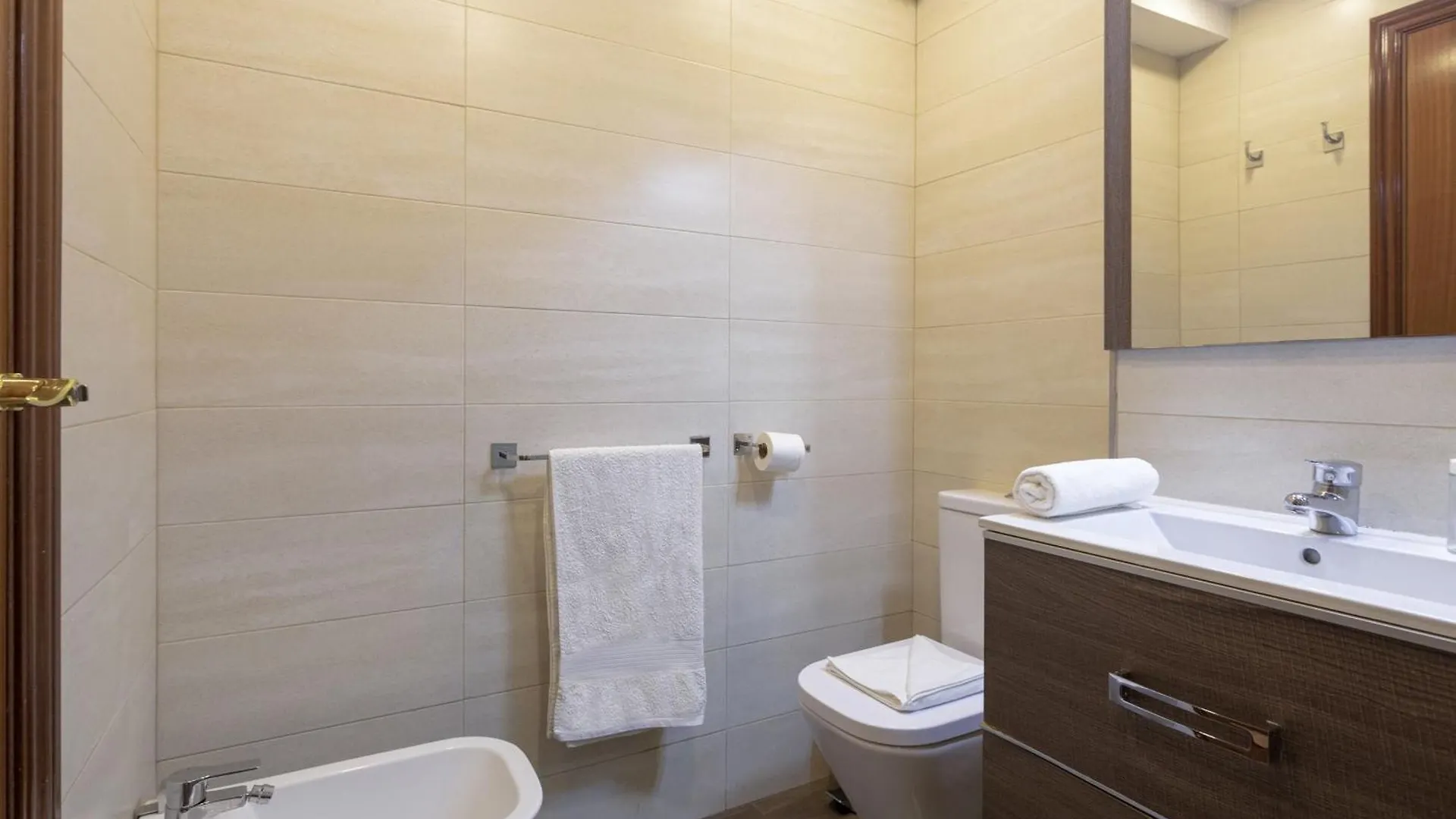 -Malagasunapts-City Centre Mariblanca 아파트 말라가